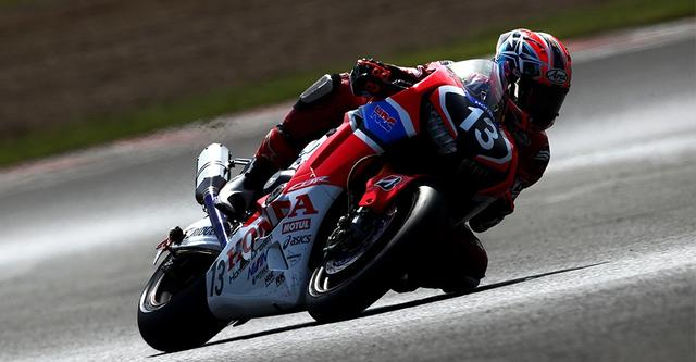 画像: 今年のJSB1000で絶好調の高橋巧と、ホンダCBR1000RRW。ヤマハ・ファクトリー・レーシング・チームの鈴鹿8耐同一チーム5連覇を阻止することが、今年のミッションとなります。 www.honda.co.jp