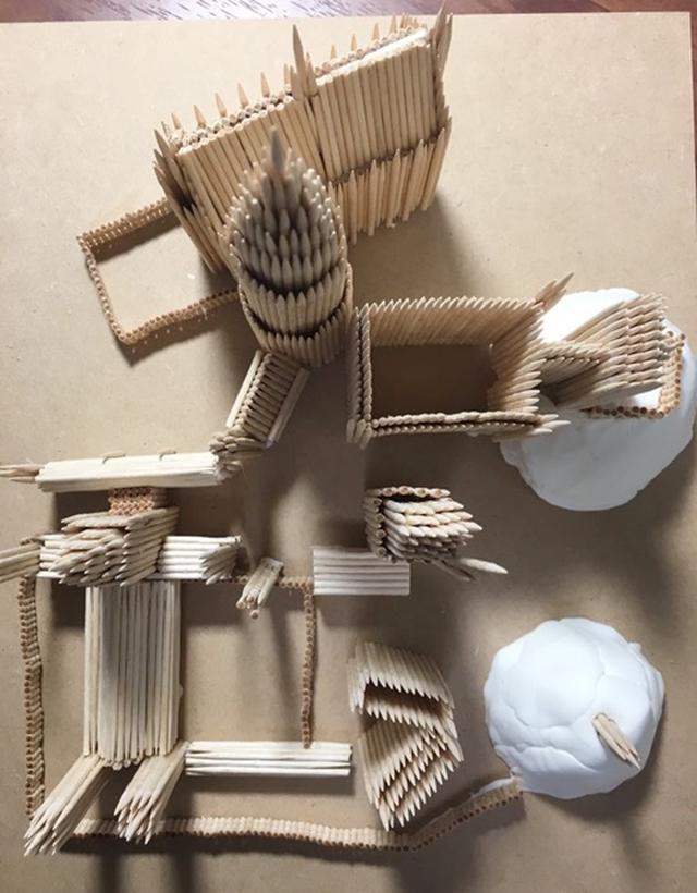 画像2: 1,000本以上のつま楊枝で制作