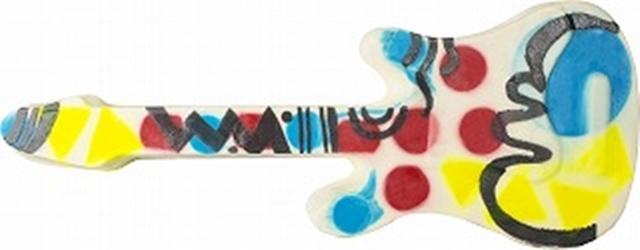 画像: ※画像はホールソープイメージ。4.5Kgのギター形ソープから好きなサイズにカットされて販売される。