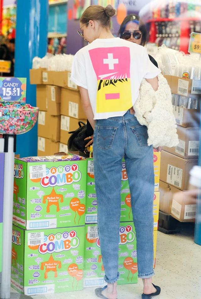 画像2: 数日前からお祝いムード