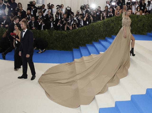 画像3: 世界中が注目するファッションの祭典メット・ガラのドレスレポート