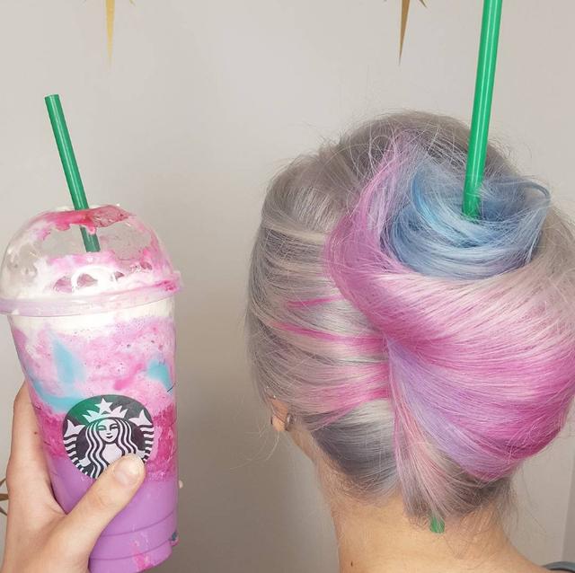 画像: スタバのフラペチーノがトレンドのヘアカラーに