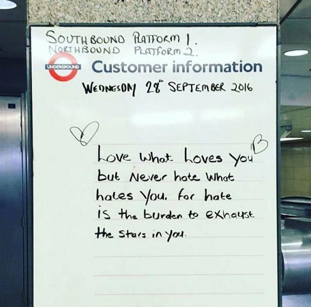 画像9: ロンドン地下鉄の駅の名言集