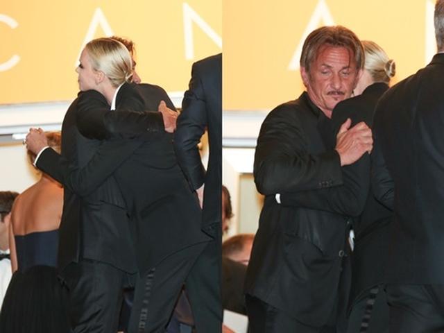 画像2: シャーリーズ・セロン、元恋人と気まずいハグ