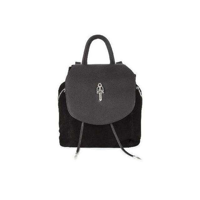 画像: マディソン・ビアー着用バックパック:Chrome Hearts chromehearts.com