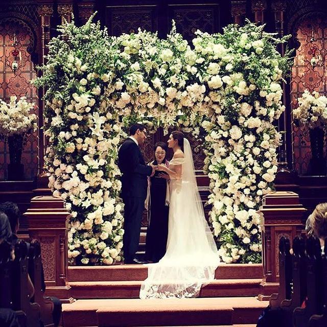 画像1: エミー2度目の結婚