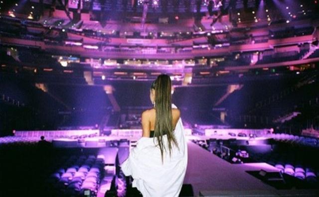 画像: アリアナ・グランデ 、開演前のステージから見える景色。©Ariana Grande