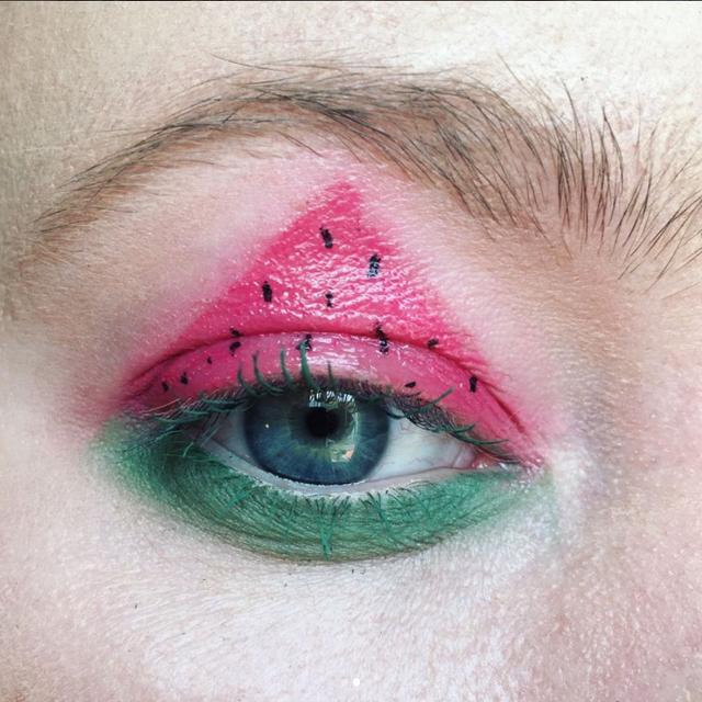 画像: ©makeupbyragnhild