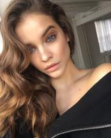 画像: 人気モデルのバルバラ・パルヴィンのメイクもよくエイダンが担当している。