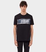 画像: ロゴTシャツ $175(約19,500円)
