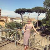画像1: カーリー・レイ・ジェプセン、イタリア旅行でのサマーファッション