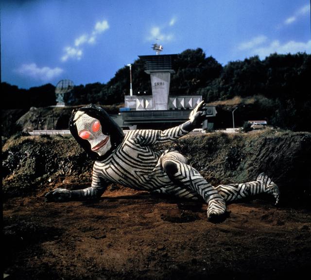 画像1: ウルトラ抜ける!新たなエチケットグッズ「ウルトラマン」脱毛セット