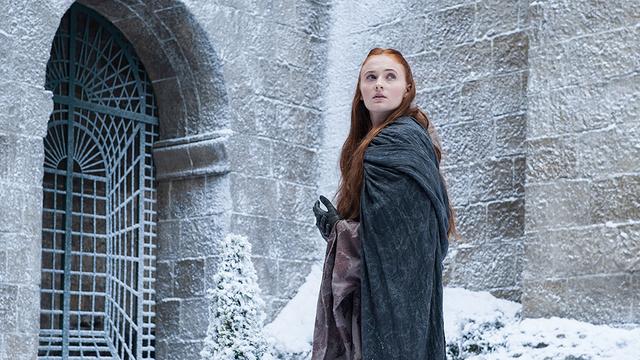 画像1: ソフィー・ターナー、『ゲーム・オブ・スローンズ』のために毎週赤毛に染めていた