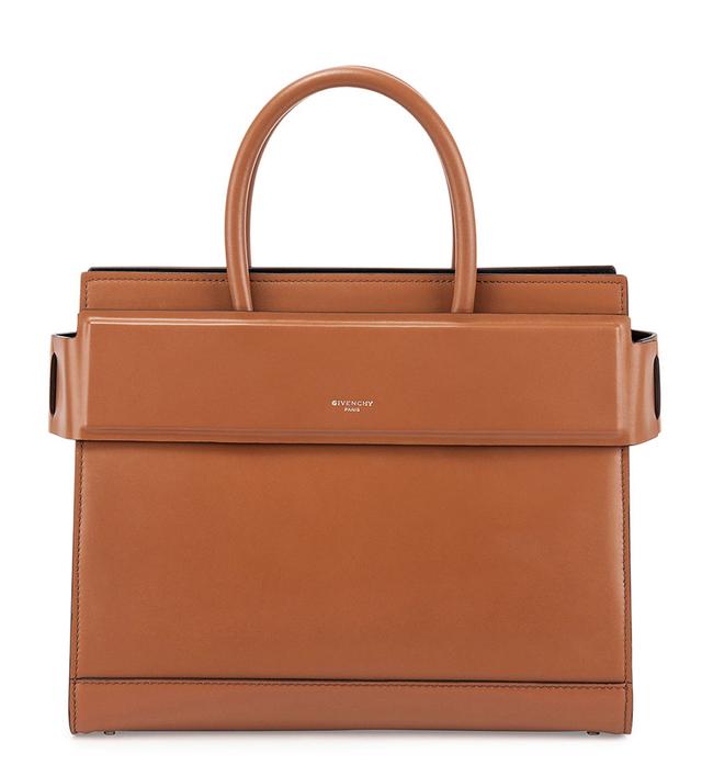 画像: https://www.givenchy.com/jp/