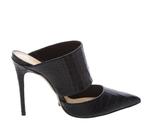 画像: https://schutz-shoes.com/