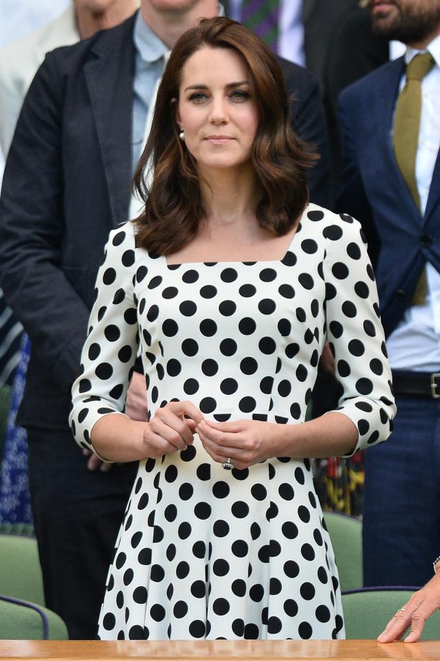 画像1: キャサリン妃、長年キープしてきたロングヘアを切ってイメチェン