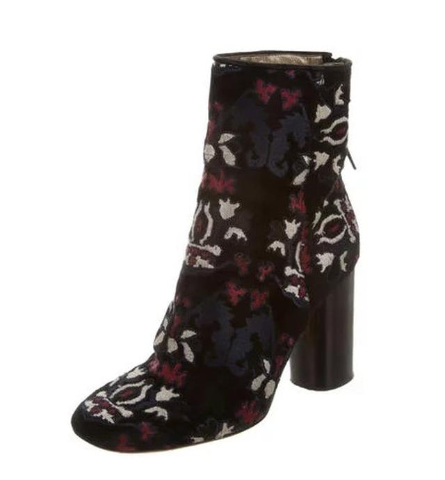 画像: https://www.isabelmarant.com/jp