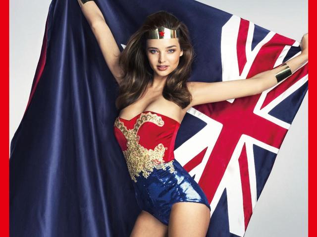 画像: ワンダーウーマンのコスプレをしたミランダ・カー ©Miranda kerr