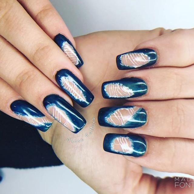 画像: ©secret_nail_tech