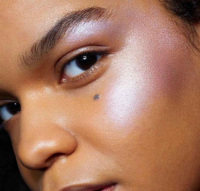 画像: ©milkmakeup