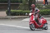 画像1: ドミノ役のスタント女性が死亡