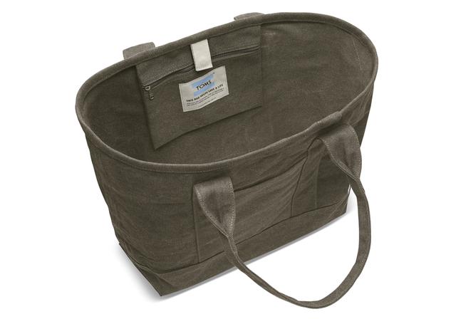 画像3: TOMS新作バッグをプレゼント! OLIVE ALL DAY TOTE