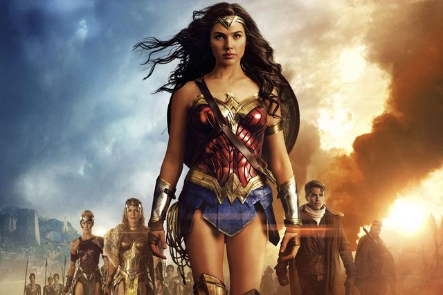 画像1: 映画『ワンダーウーマン』とハローキティが夢のコラボ