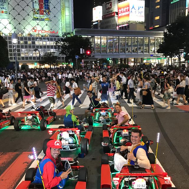 画像5: イケメンレーサーが大はしゃぎ