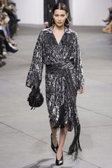 画像: モデル:ベラ・ハディッド Michael Kors Collection Fall 2017