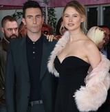 画像2: インスタグラムで大きくなったお腹を公開