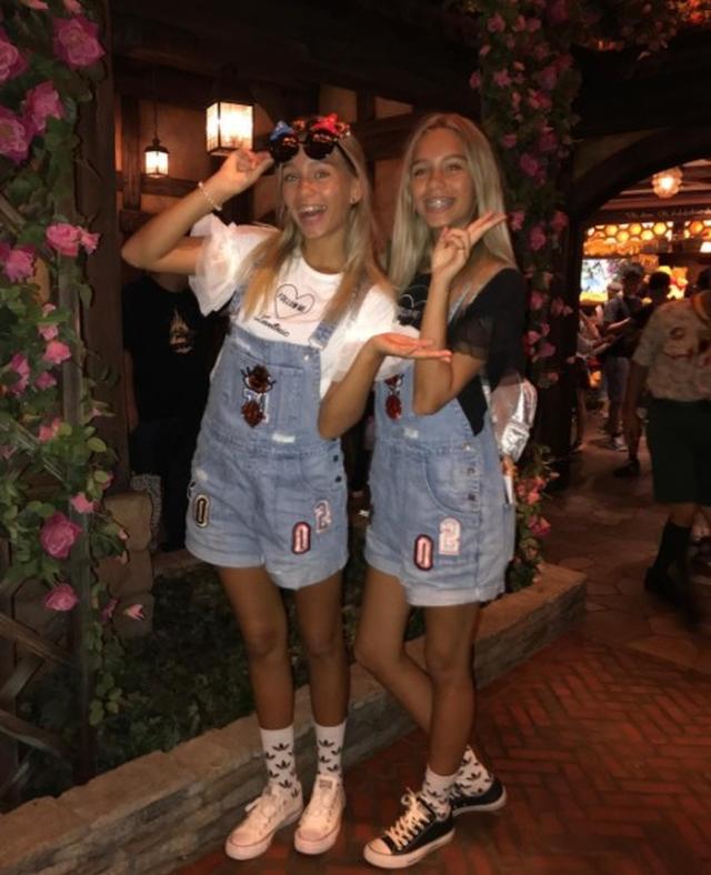 画像2: 双子の美人姉妹リサ&レナ