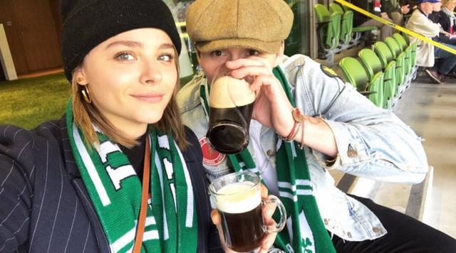 画像: ブルックリンが公開した2人の写真。©Brooklyn Beckham