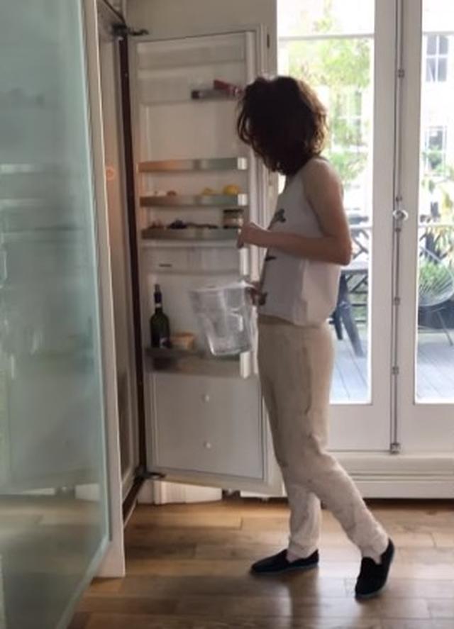 画像2: 冷蔵庫に生首!?