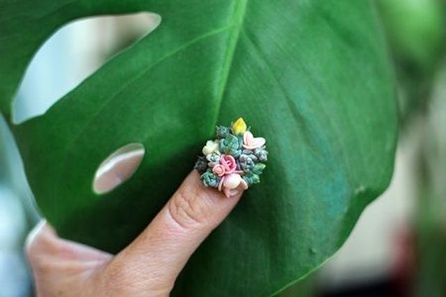画像1: 豪発・生け花のようなネイルアート