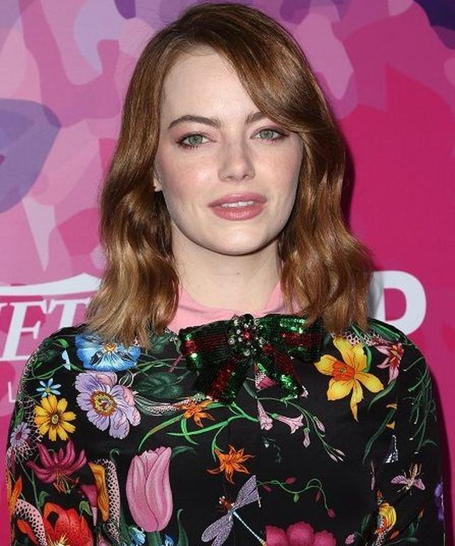 画像: エマ・ストーンはアルガンオイルで乾燥から守る