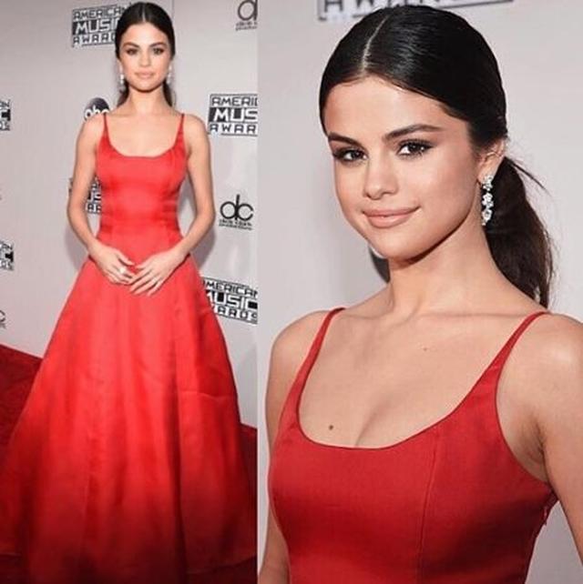画像: 以前からスウェット・ベッド愛好家であることを公言しているセレーナ・ゴメス。11月20日の音楽祭AMAでも米Elle誌にスウェットベッドをお気に入りの美容法として明かした。