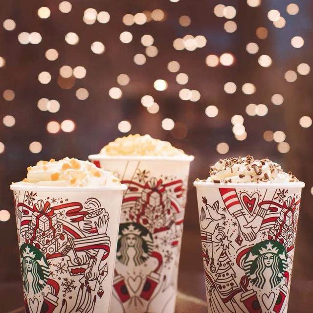 画像1: スターバックスのホリデー限定カップを思い思いにアレンジする人が続出中