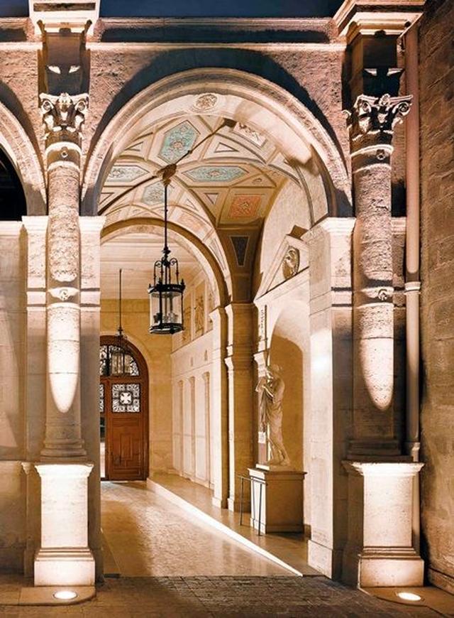 画像: ホテルの正式名称はThe Hôtel de Pourtalès。