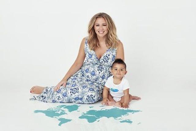 画像: 元ガールズアラウドのキンバリー・ウォルシュがUNICEF&Pampersとコラボ