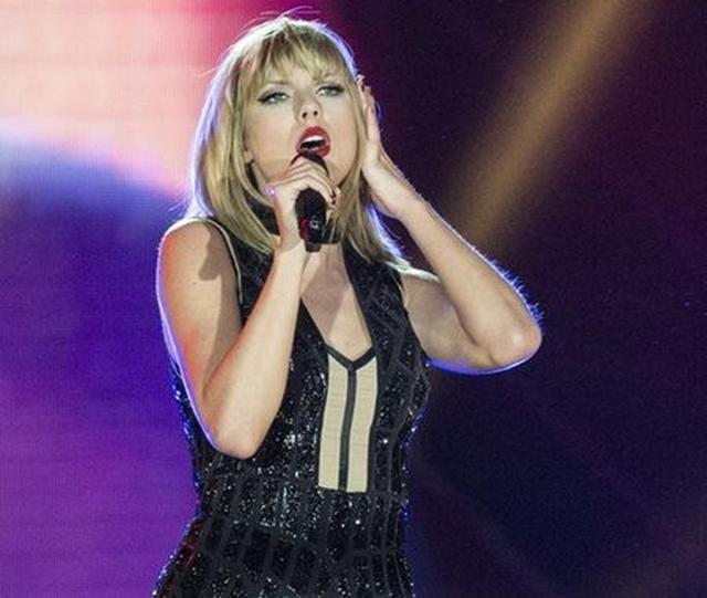 画像2: テイラー・スウィフトが元彼カルヴィンと騒動になった「あの曲」を歌い話題に