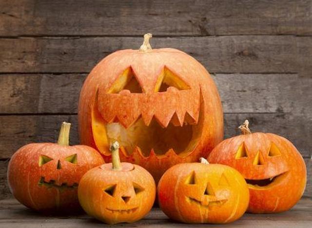 画像: 今年のハロウィン・デコレーションに異変!「青いパンプキン」が意味するものとは?