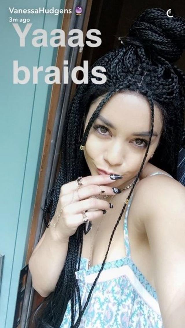 画像1: ヴァネッサ・ハジェンズが、ヘアスタイルを大胆にイメチェン!?