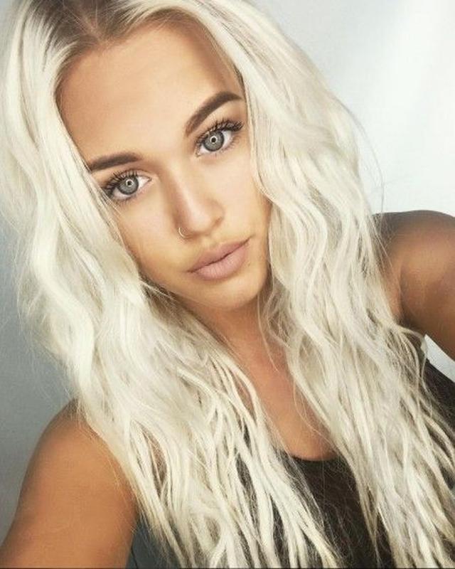画像: セレーナ・ゴメスのツアーメイクも担当 1Dルイの美人妹がメイク法を公開