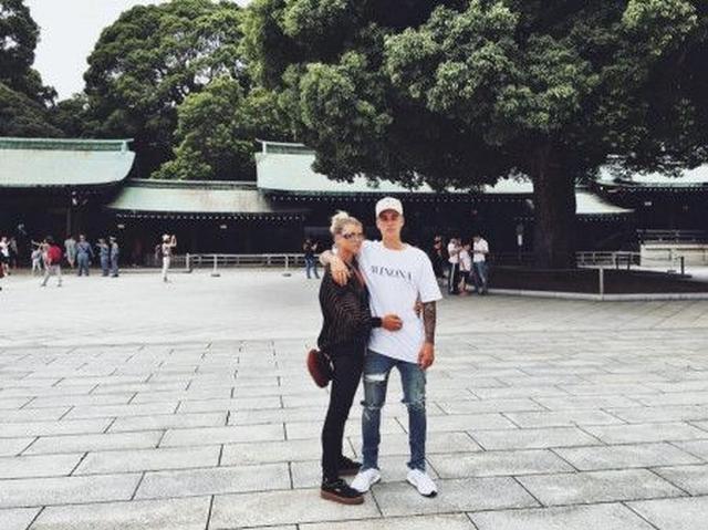 画像: 8月13日・14日に来日公演があったジャスティンに同伴して来日。