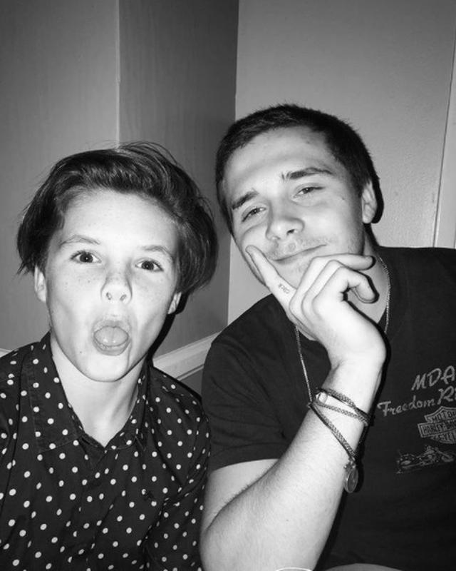 画像: 三男クルスと。©instagram/brooklynbeckham