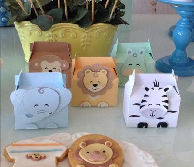 画像: お茶が入ったボックスやクッキーにもニコニコ顔のアニマルが。 ⒸDoce Ideia