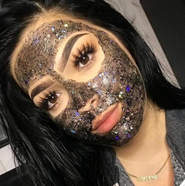 画像: @Glam Glow