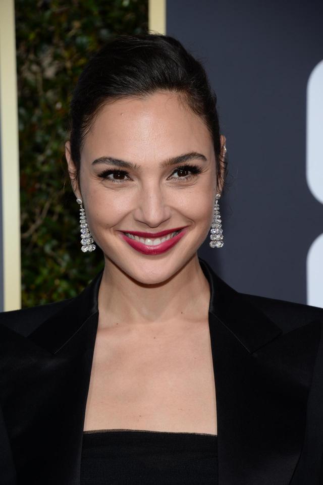 画像2: 『ワンダーウーマン』女優、ゴールデン・グローブ賞で600円のリップを使用