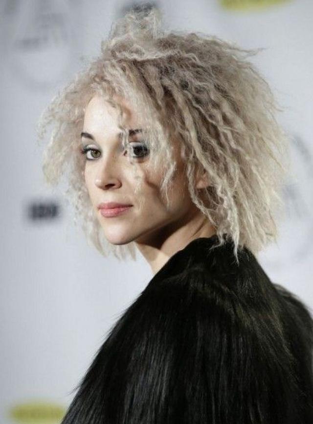 画像5: 「クリンプ・ヘア」を取り入れているセレブのヘアをチェック!