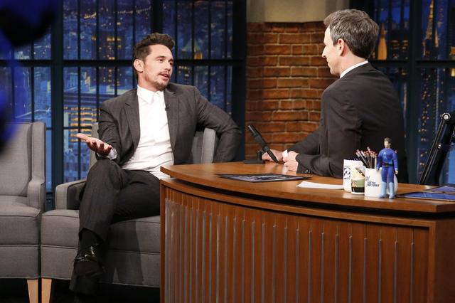 画像: 告発後に出演したトーク番組にて。©Late Night with Seth Meyers/ Youtube
